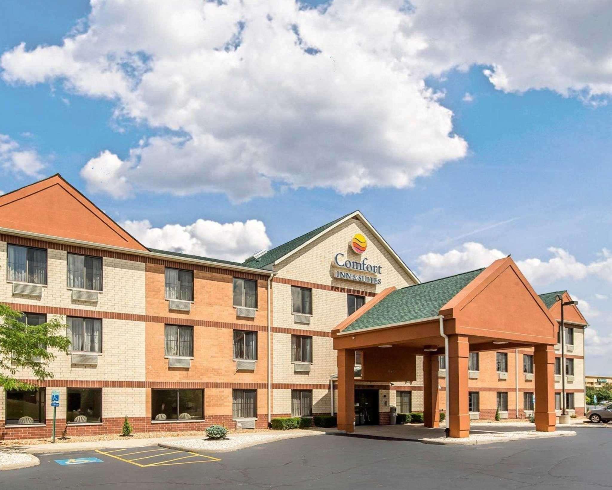 Comfort Inn & Suites Near Tinley Park Amphitheater Екстериор снимка