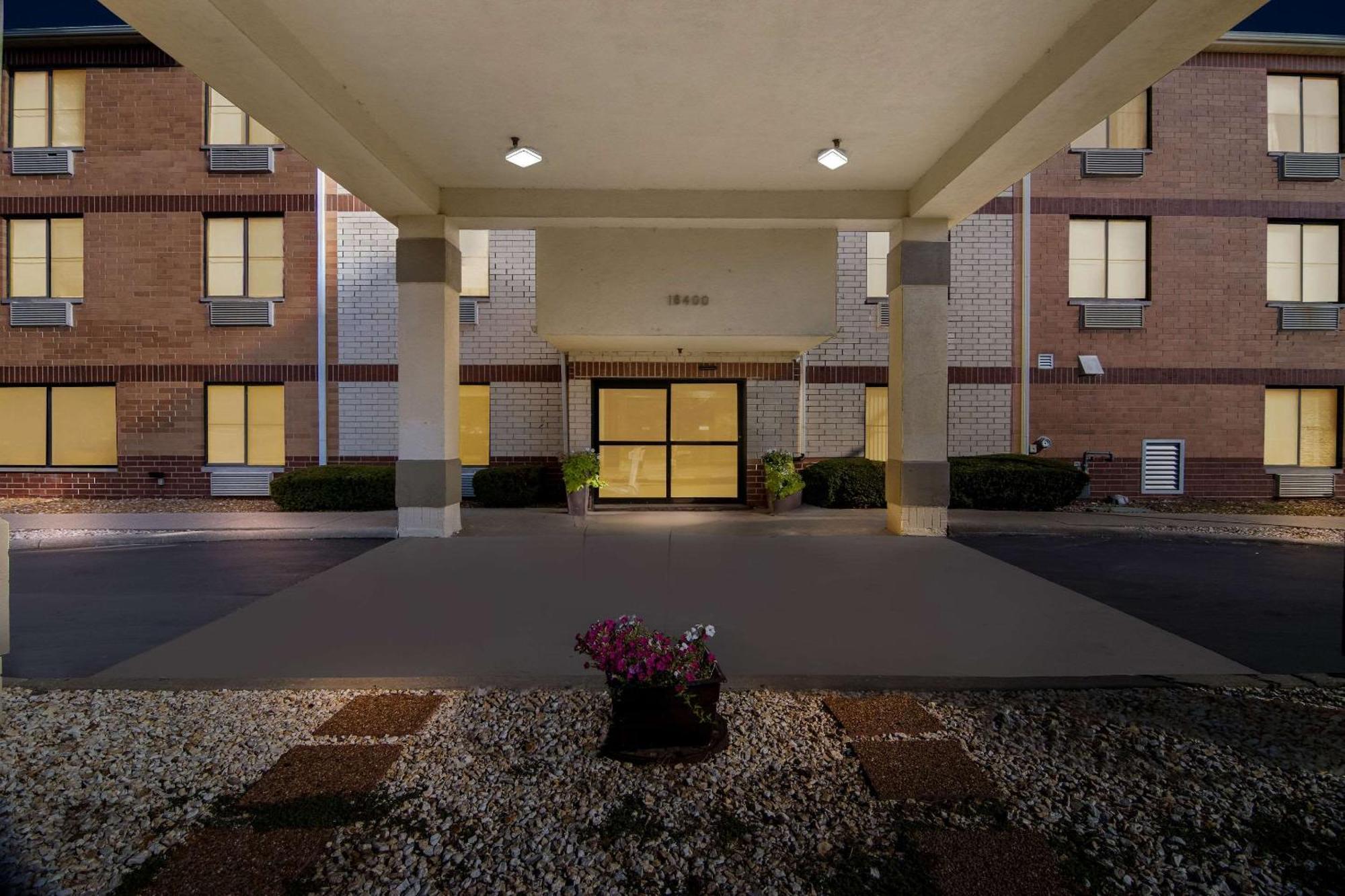 Comfort Inn & Suites Near Tinley Park Amphitheater Екстериор снимка