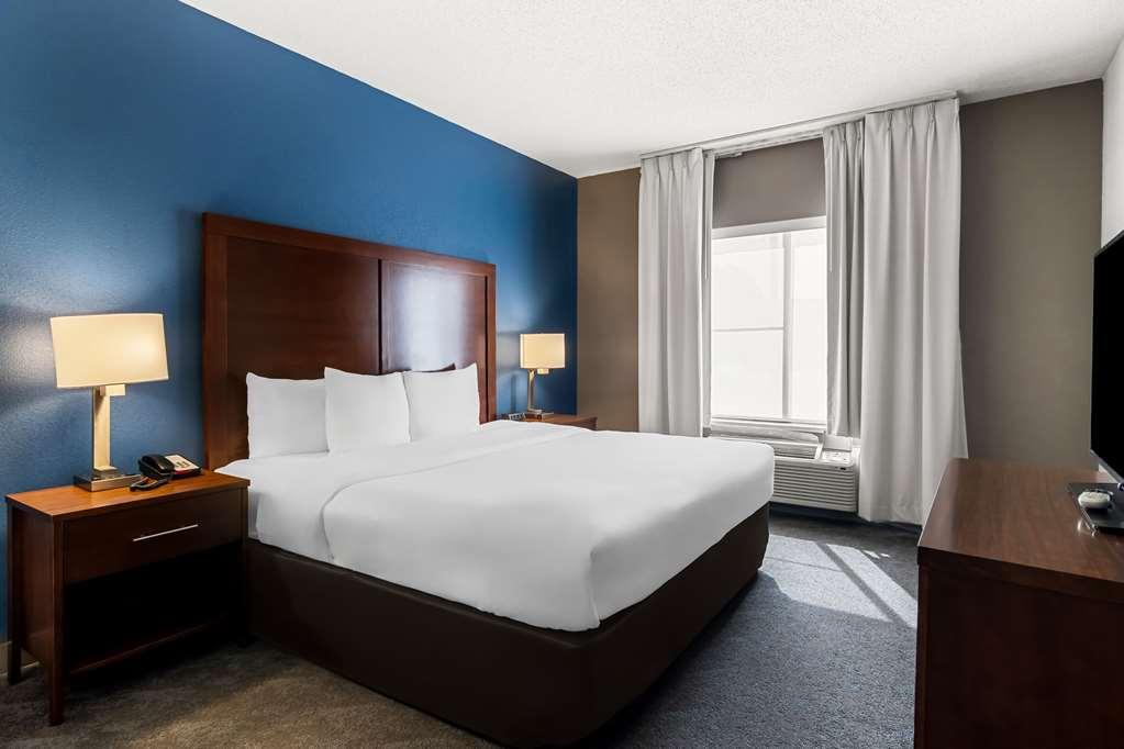 Comfort Inn & Suites Near Tinley Park Amphitheater Стая снимка