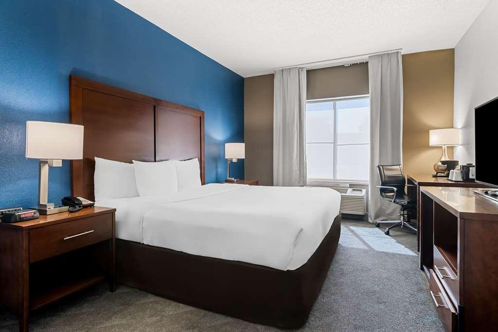 Comfort Inn & Suites Near Tinley Park Amphitheater Стая снимка