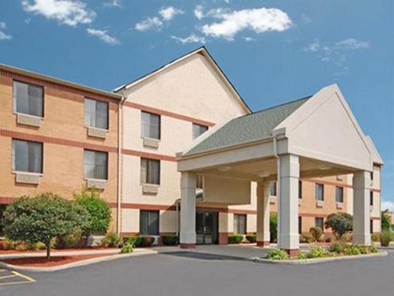 Comfort Inn & Suites Near Tinley Park Amphitheater Екстериор снимка